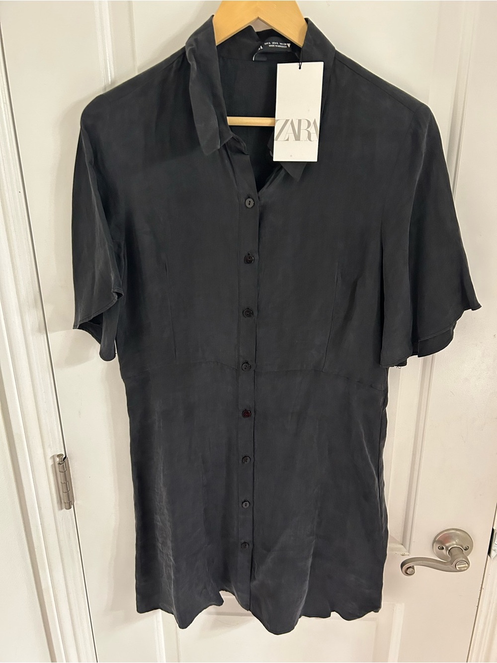 ZARA Women's Black Button-Front dress